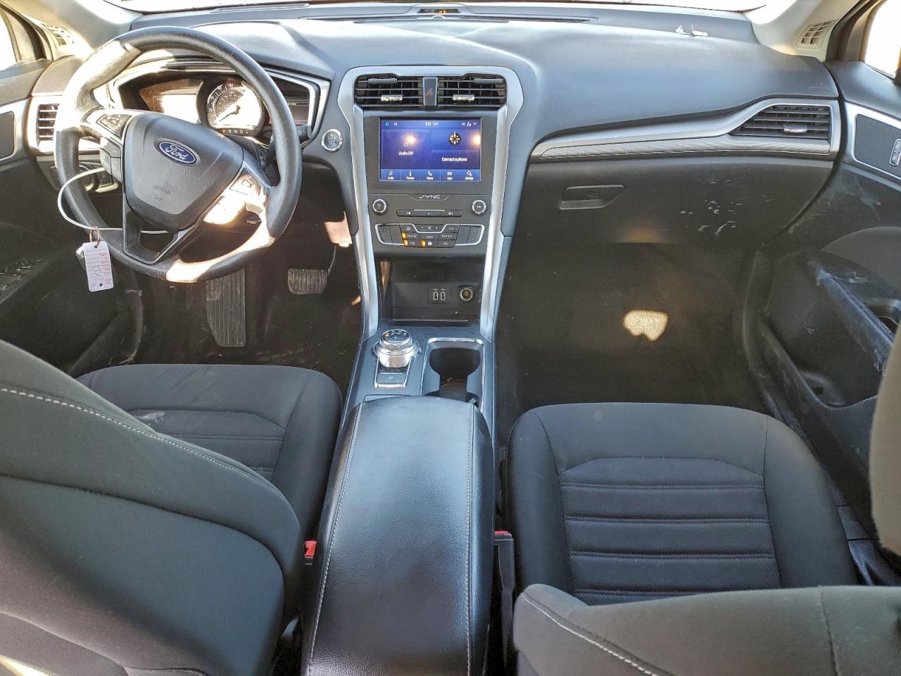 2020 FORD FUSION SE photo 8
