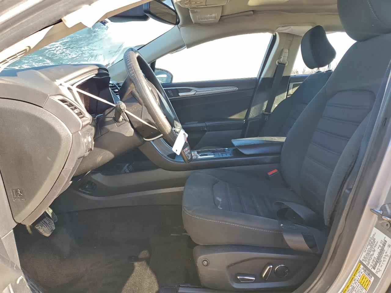 2020 FORD FUSION SE photo 7