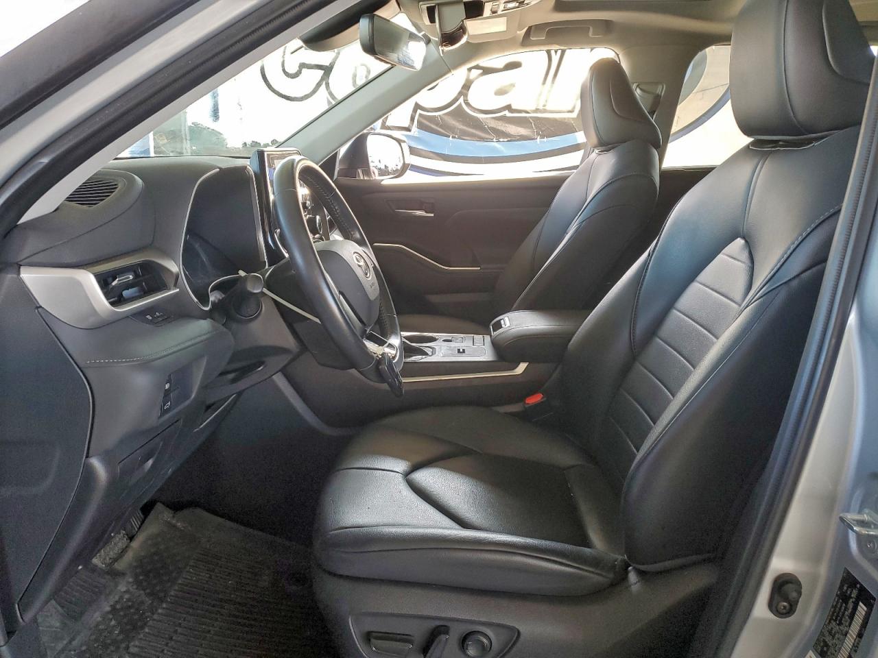 2021 TOYOTA HIGHLANDER HYBRID XLE photo 7
