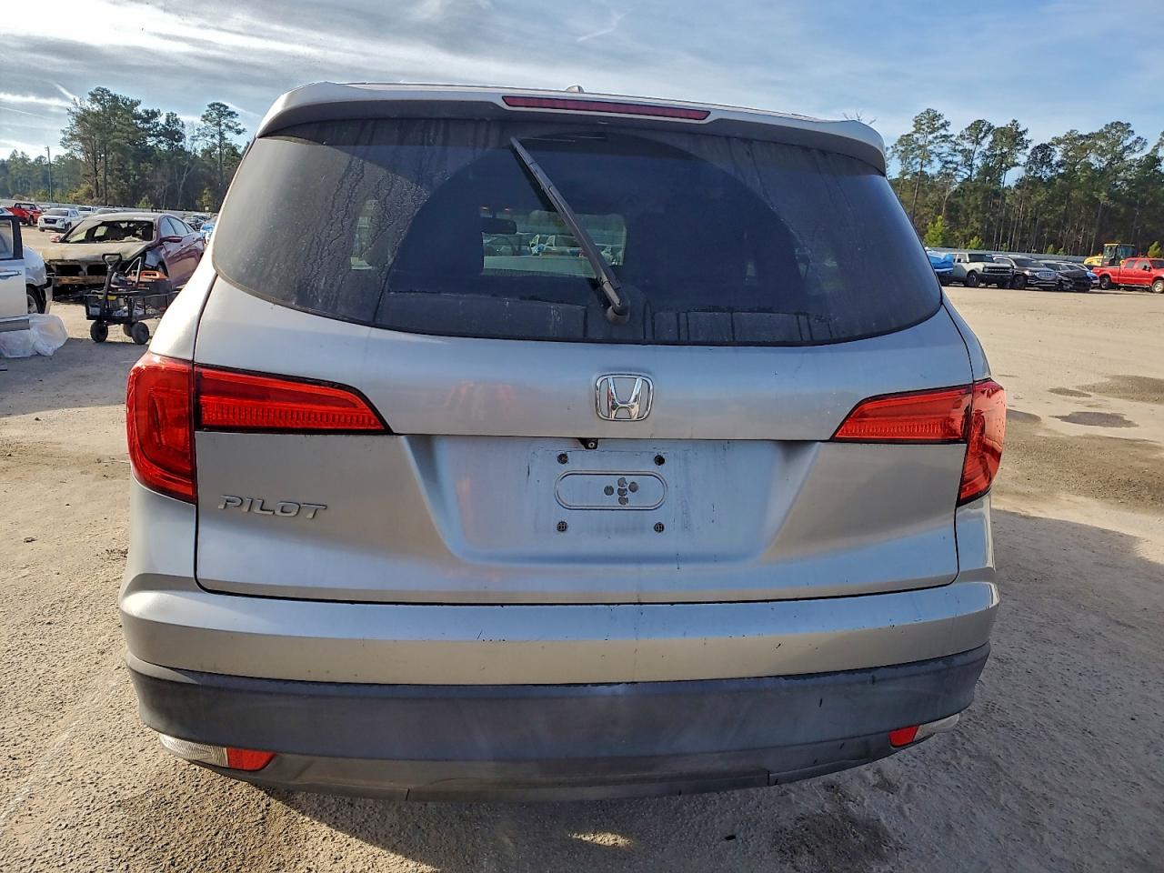 2016 HONDA PILOT EXL photo 6