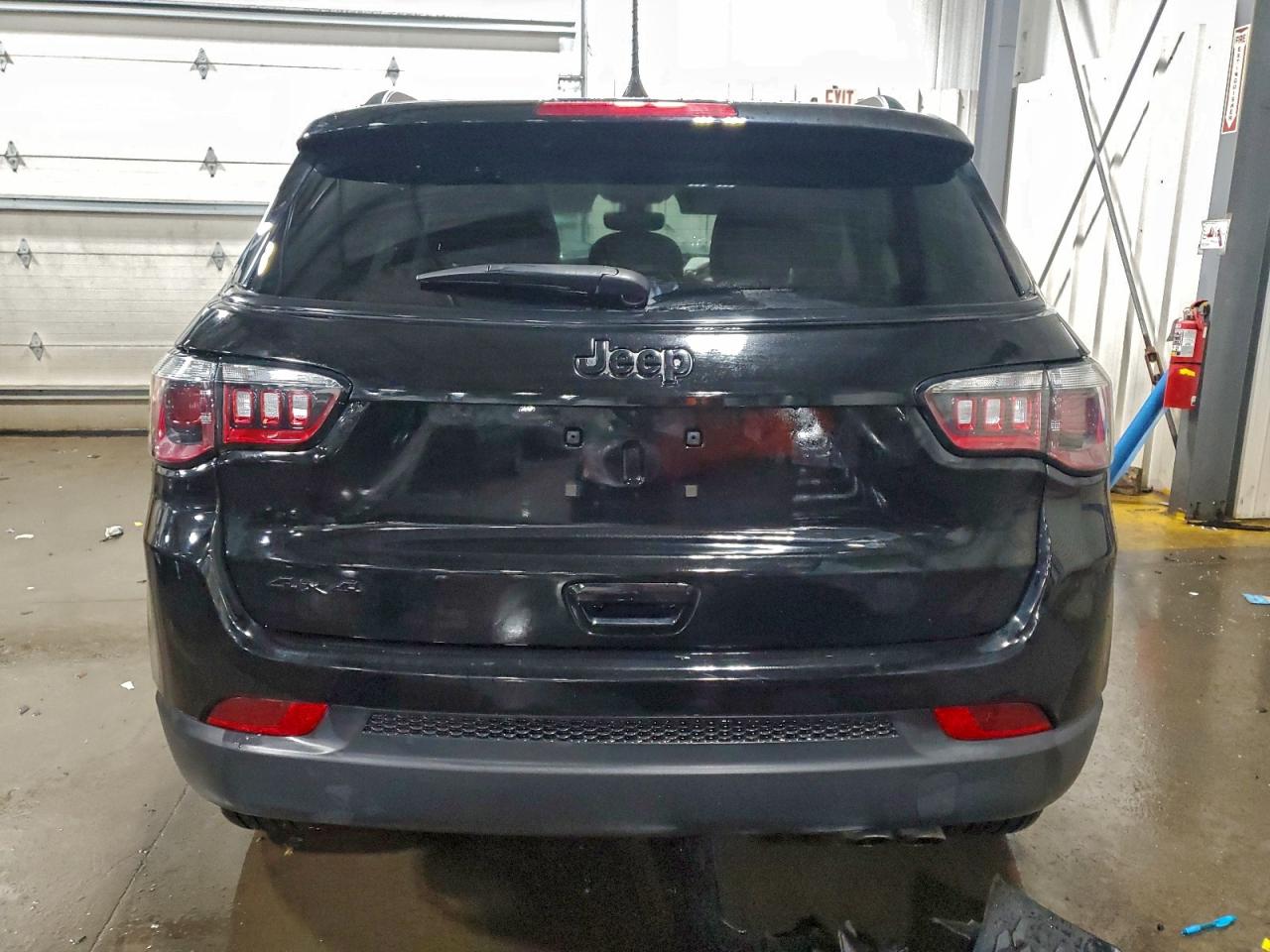 2021 JEEP COMPASS LATITUDE photo 6