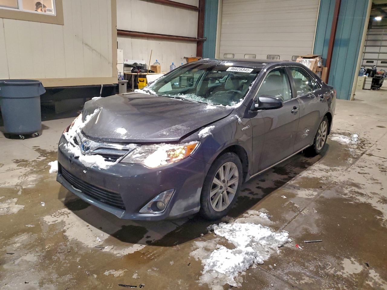 2013 TOYOTA CAMRY