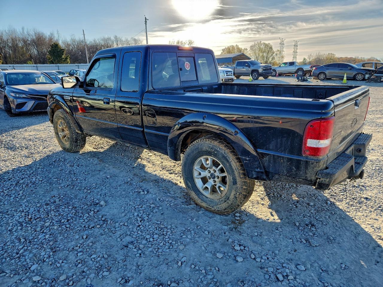 2011 FORD RANGER SUPER CAB photo 2