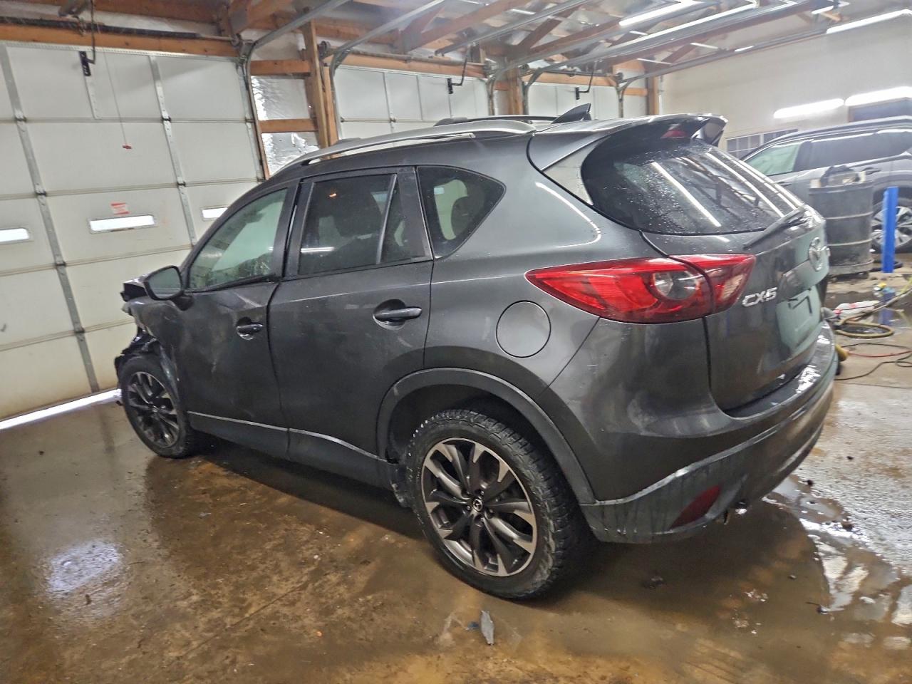 2016 MAZDA CX-5 GT photo 2