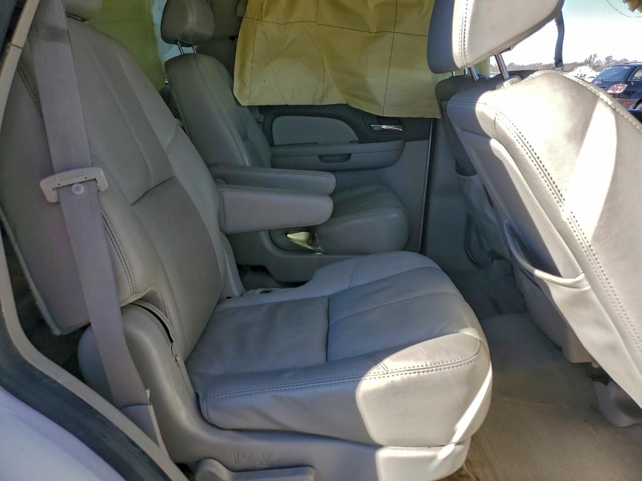 2007 CHEVROLET TAHOE C1500 photo 11