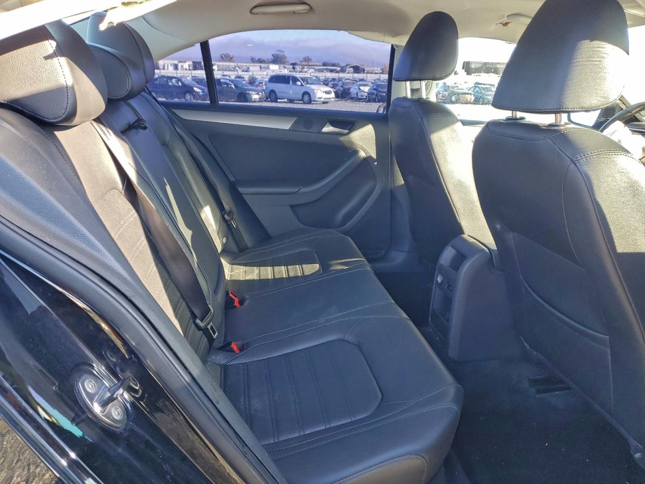 2013 VOLKSWAGEN JETTA SEL photo 10