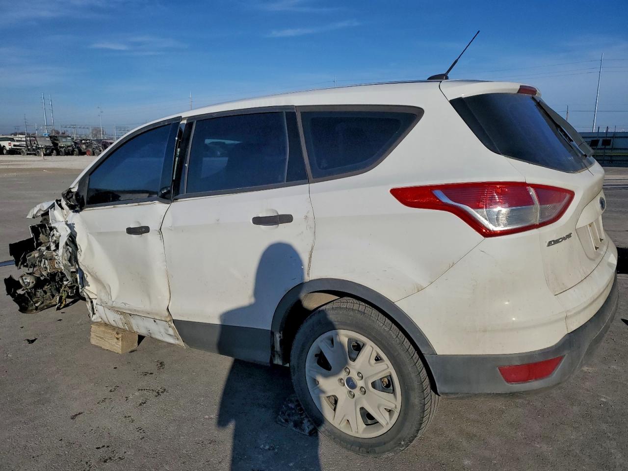 2014 FORD ESCAPE S photo 2