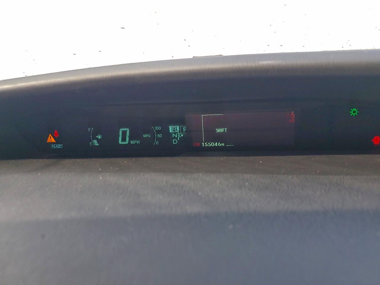 2014 TOYOTA PRIUS photo 9