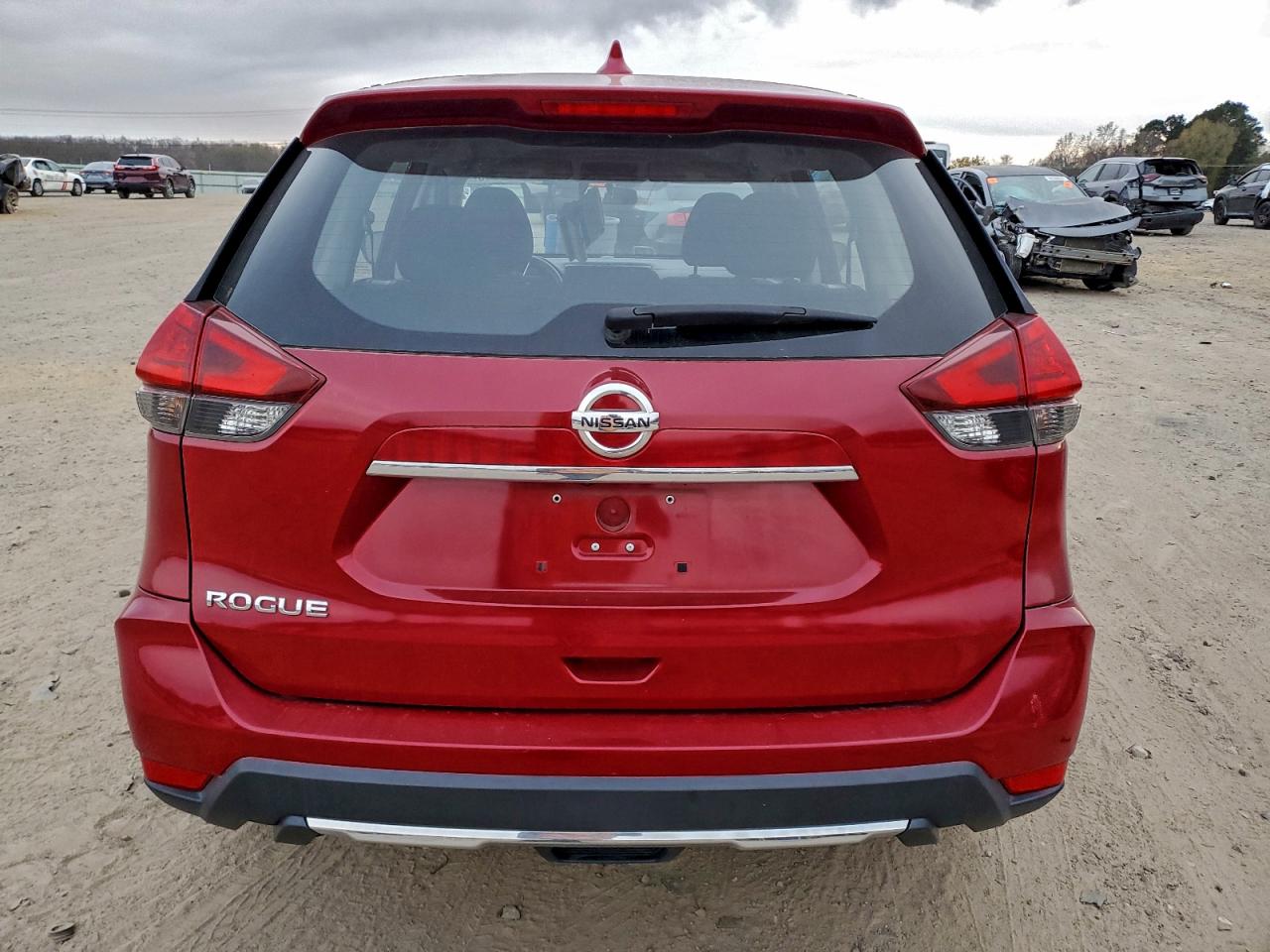 2017 NISSAN ROGUE S photo 6