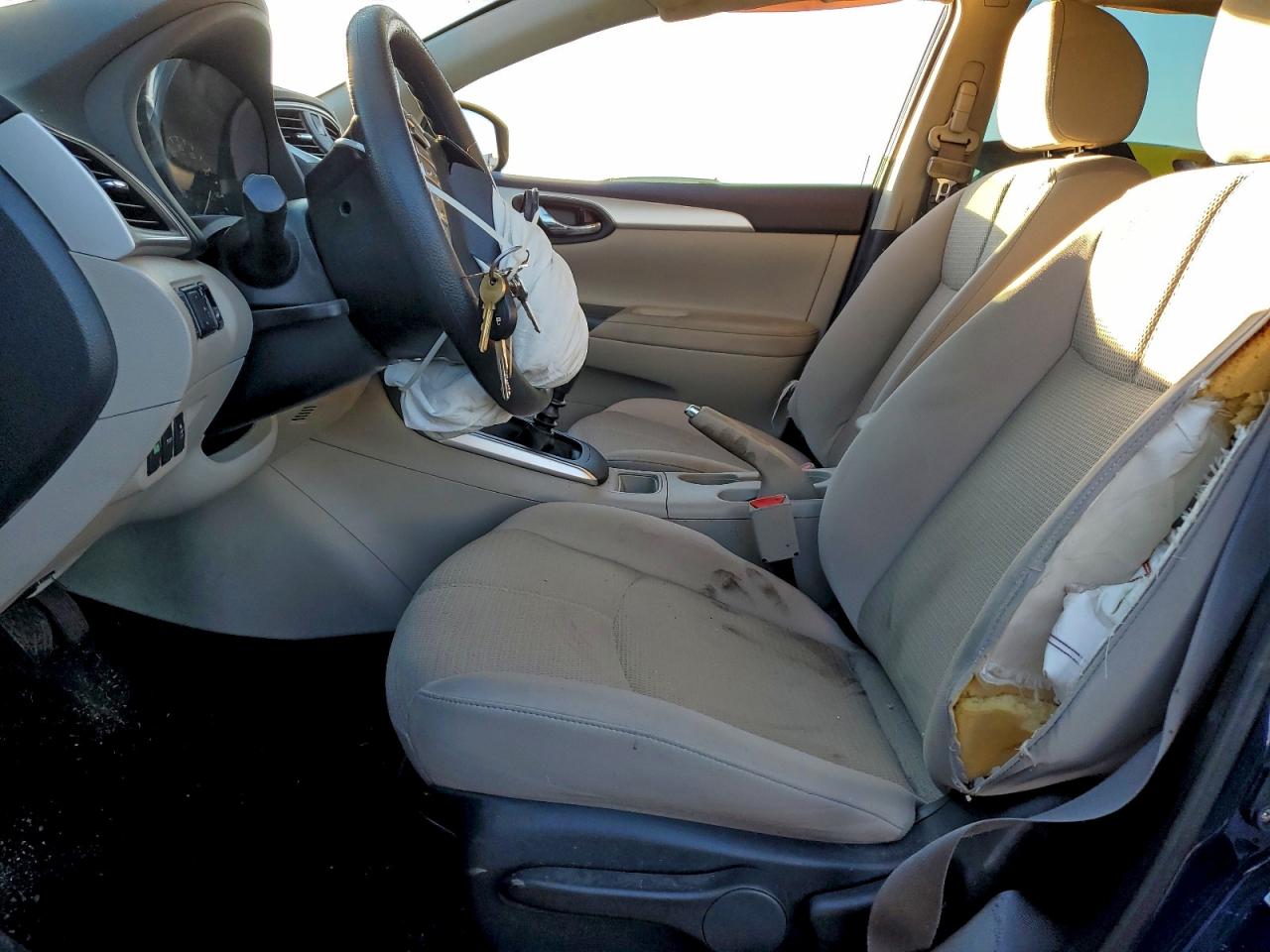 2016 NISSAN SENTRA S photo 7