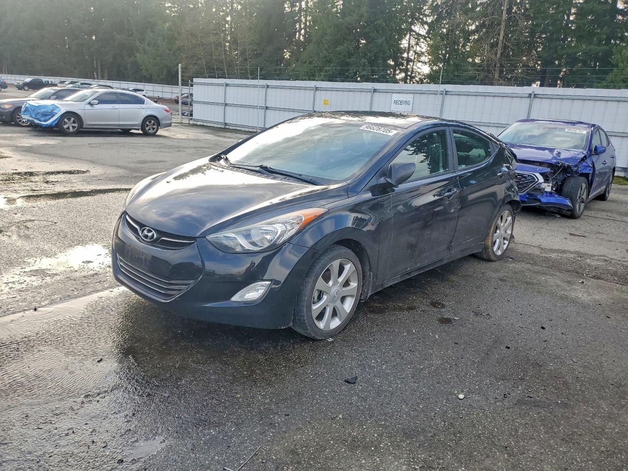 2013 HYUNDAI ELANTRA