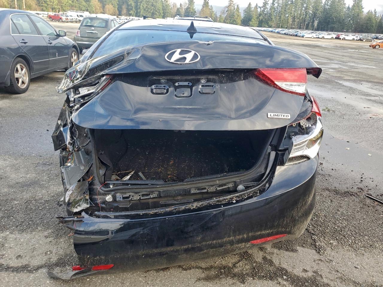 2013 HYUNDAI ELANTRA GLS photo 11