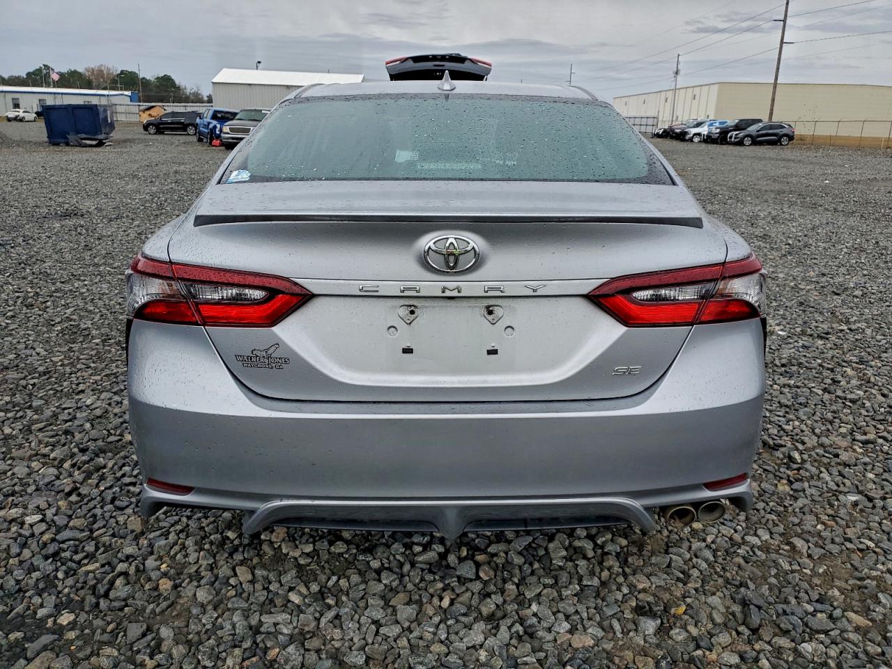 2022 TOYOTA CAMRY SE photo 11