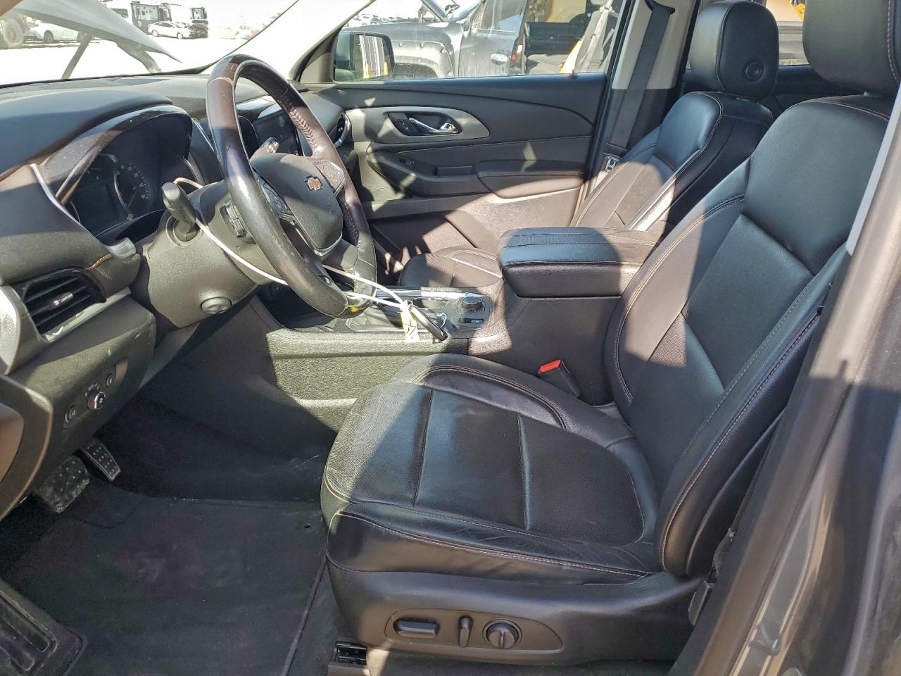 2019 CHEVROLET TRAVERSE PREMIER photo 19