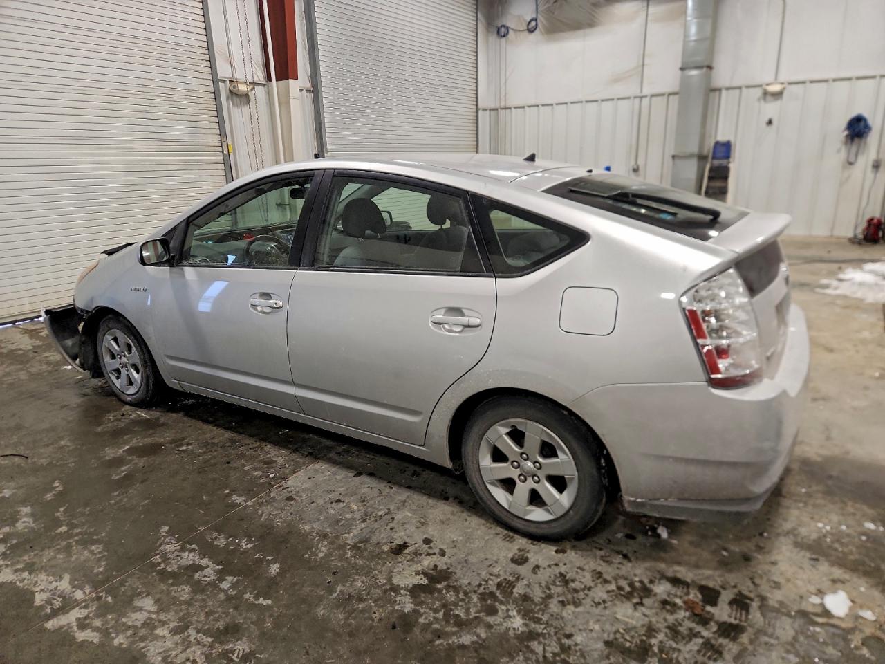 2007 TOYOTA PRIUS photo 2