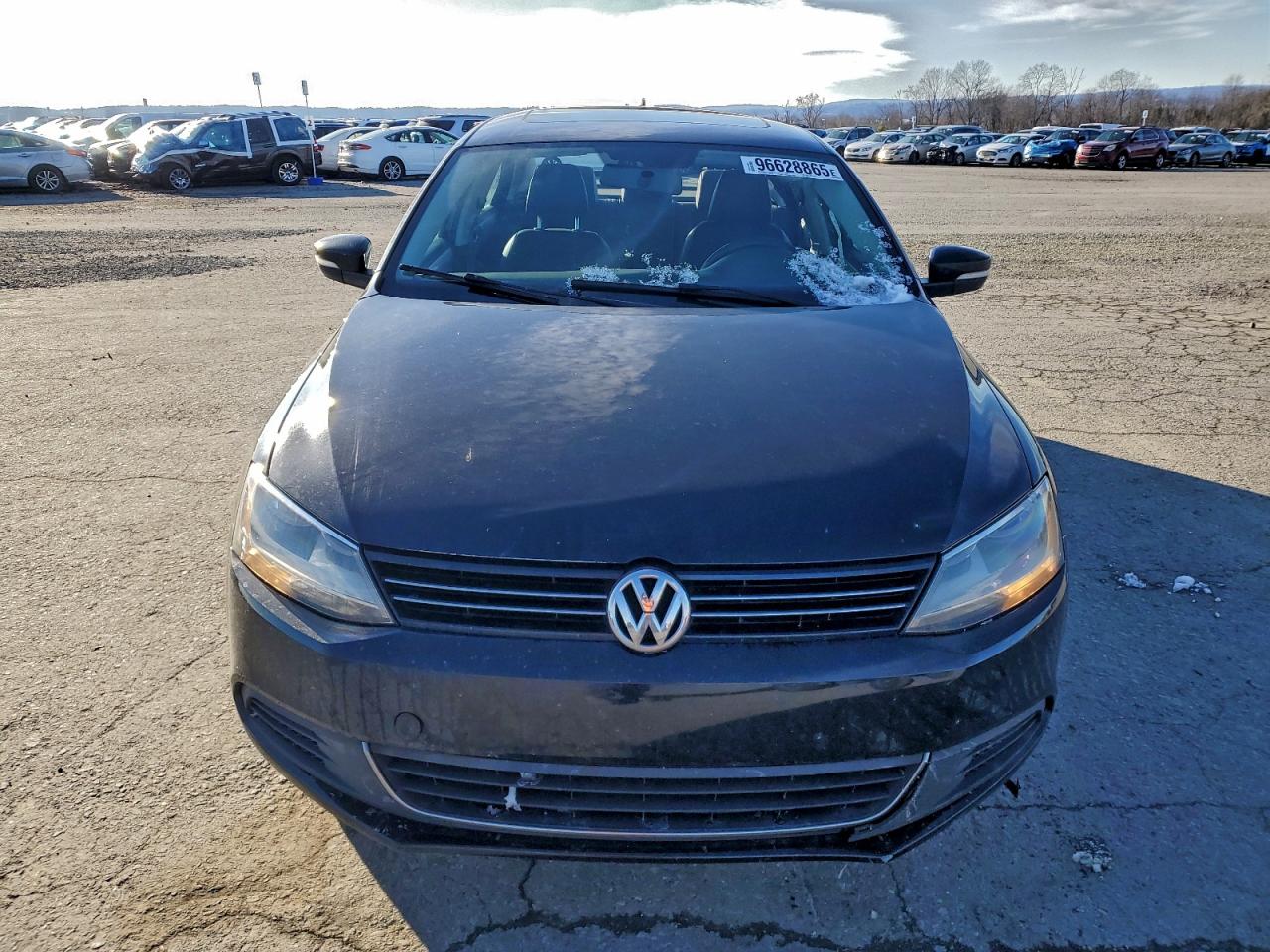 2013 VOLKSWAGEN JETTA SE photo 5