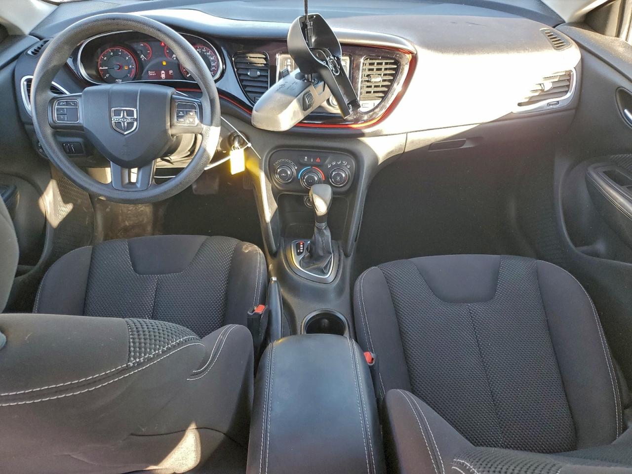 2015 DODGE DART SXT photo 8