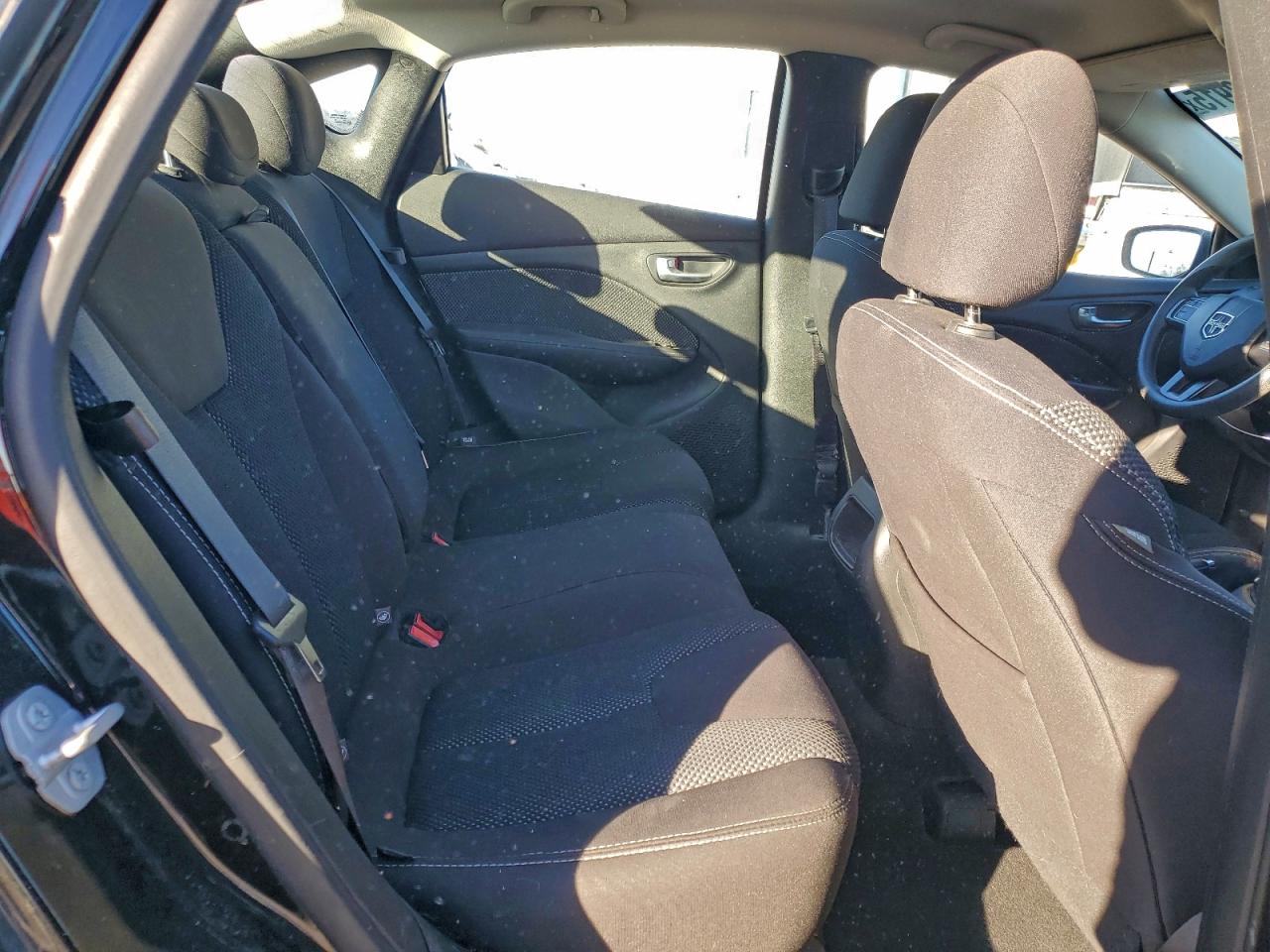 2015 DODGE DART SXT photo 10