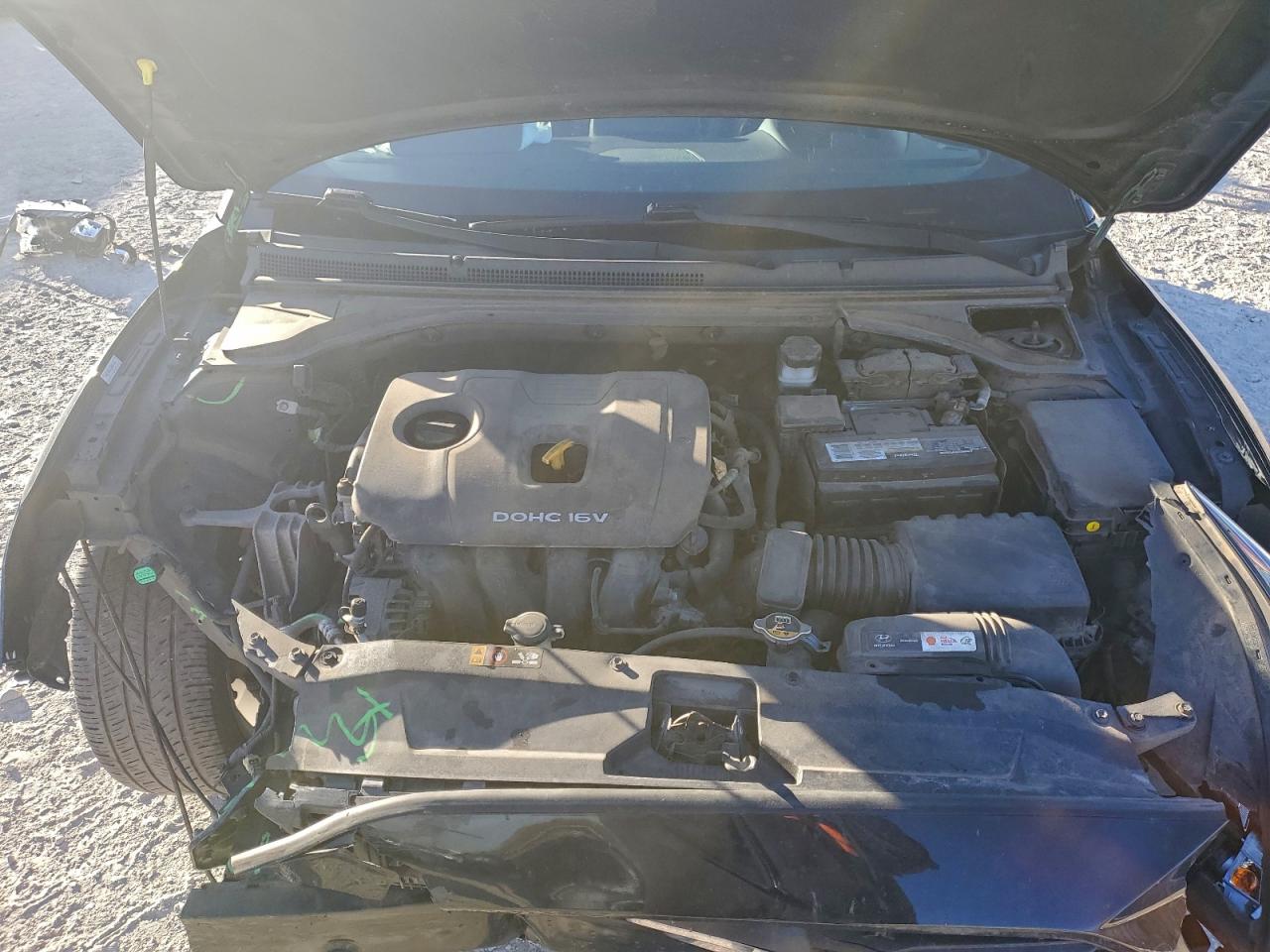 2019 HYUNDAI VELOSTER BASE photo 11