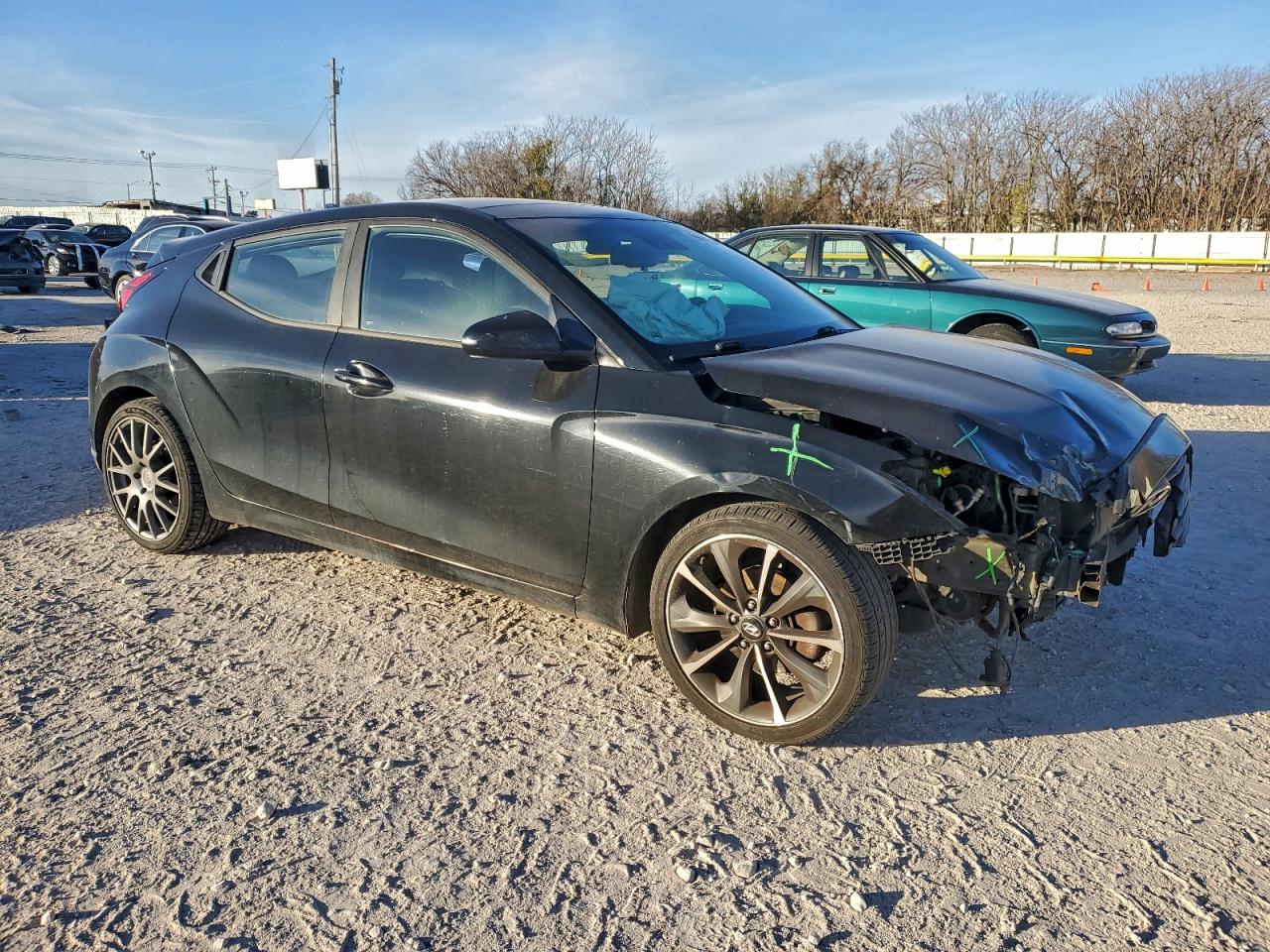 2019 HYUNDAI VELOSTER BASE photo 4