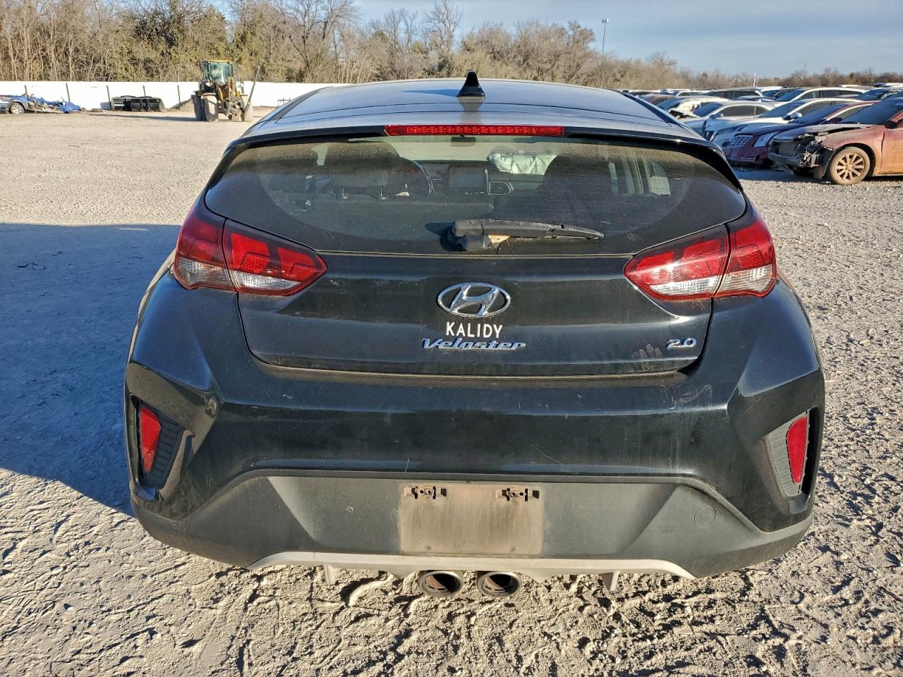 2019 HYUNDAI VELOSTER BASE photo 6