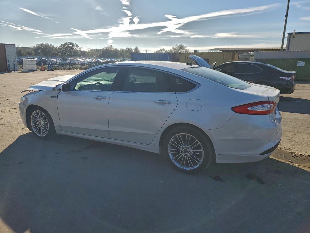 2016 FORD FUSION SE photo 2