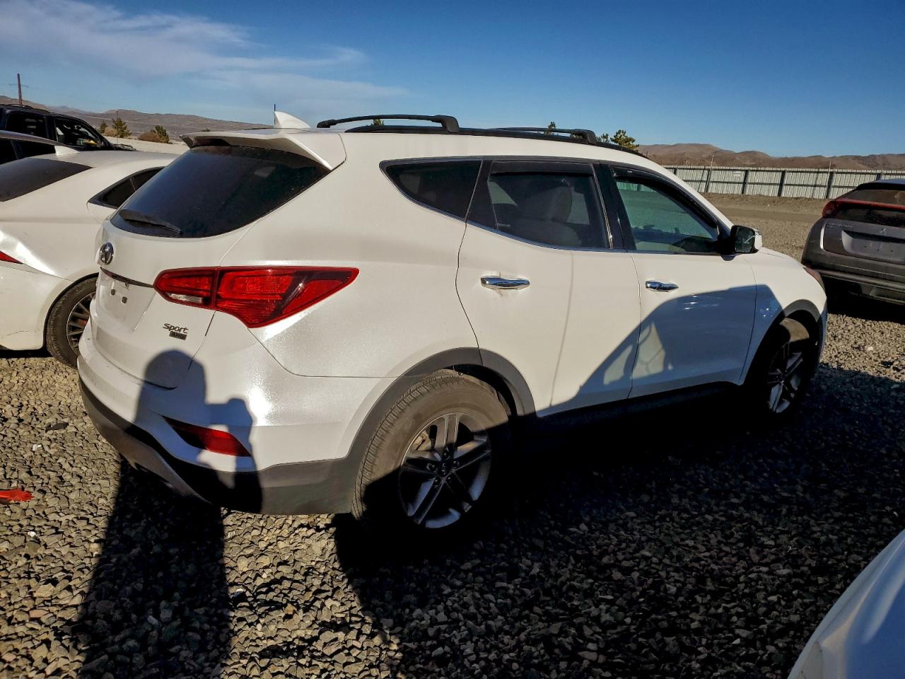 2017 HYUNDAI SANTA FE SPORT photo 3