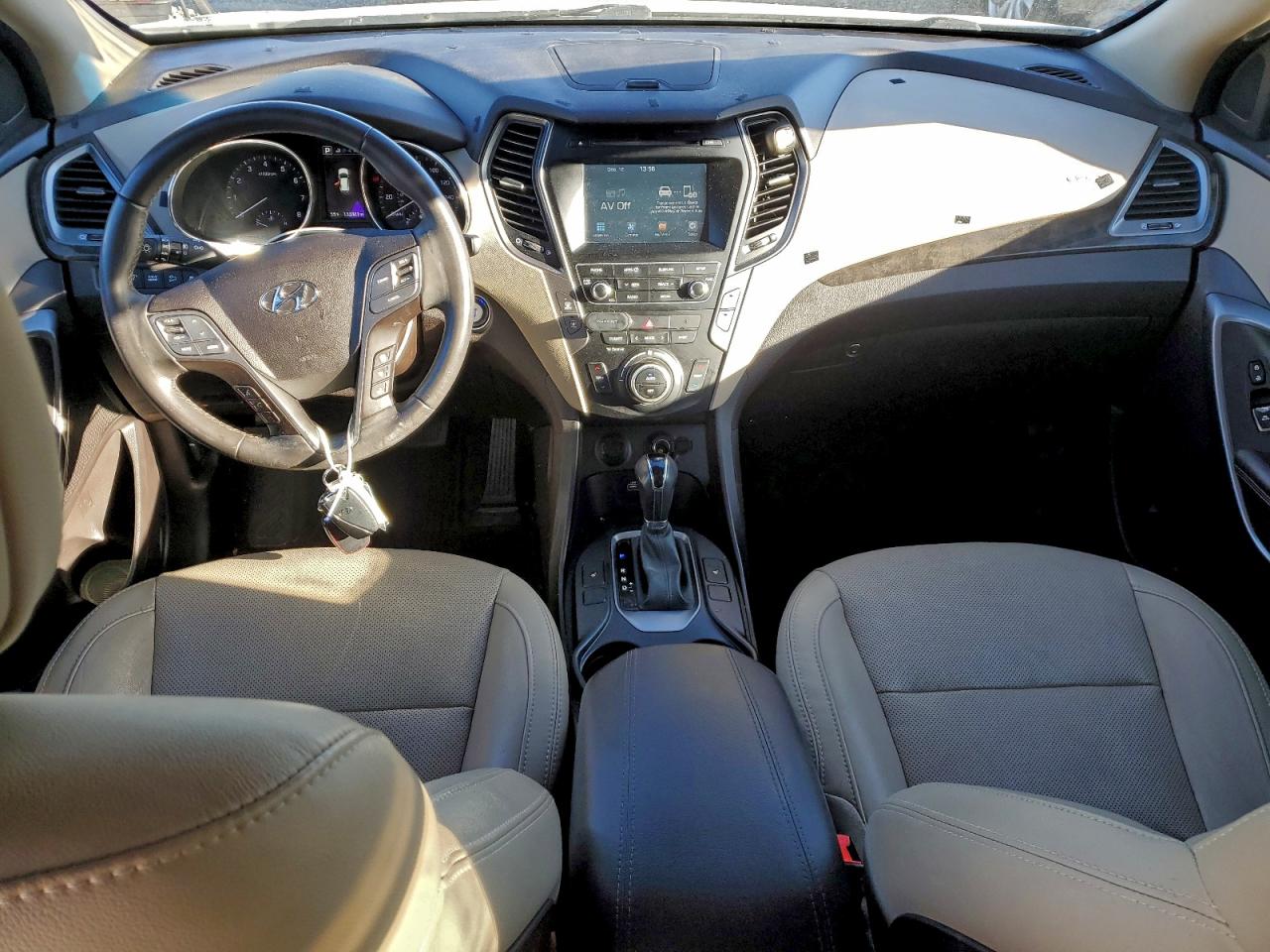 2017 HYUNDAI SANTA FE SPORT photo 8