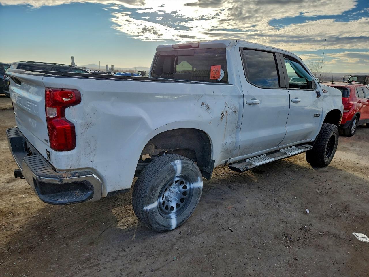 2019 CHEVROLET SILVERADO K1500 LT photo 3