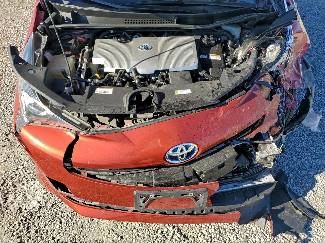 2016 TOYOTA PRIUS photo 11
