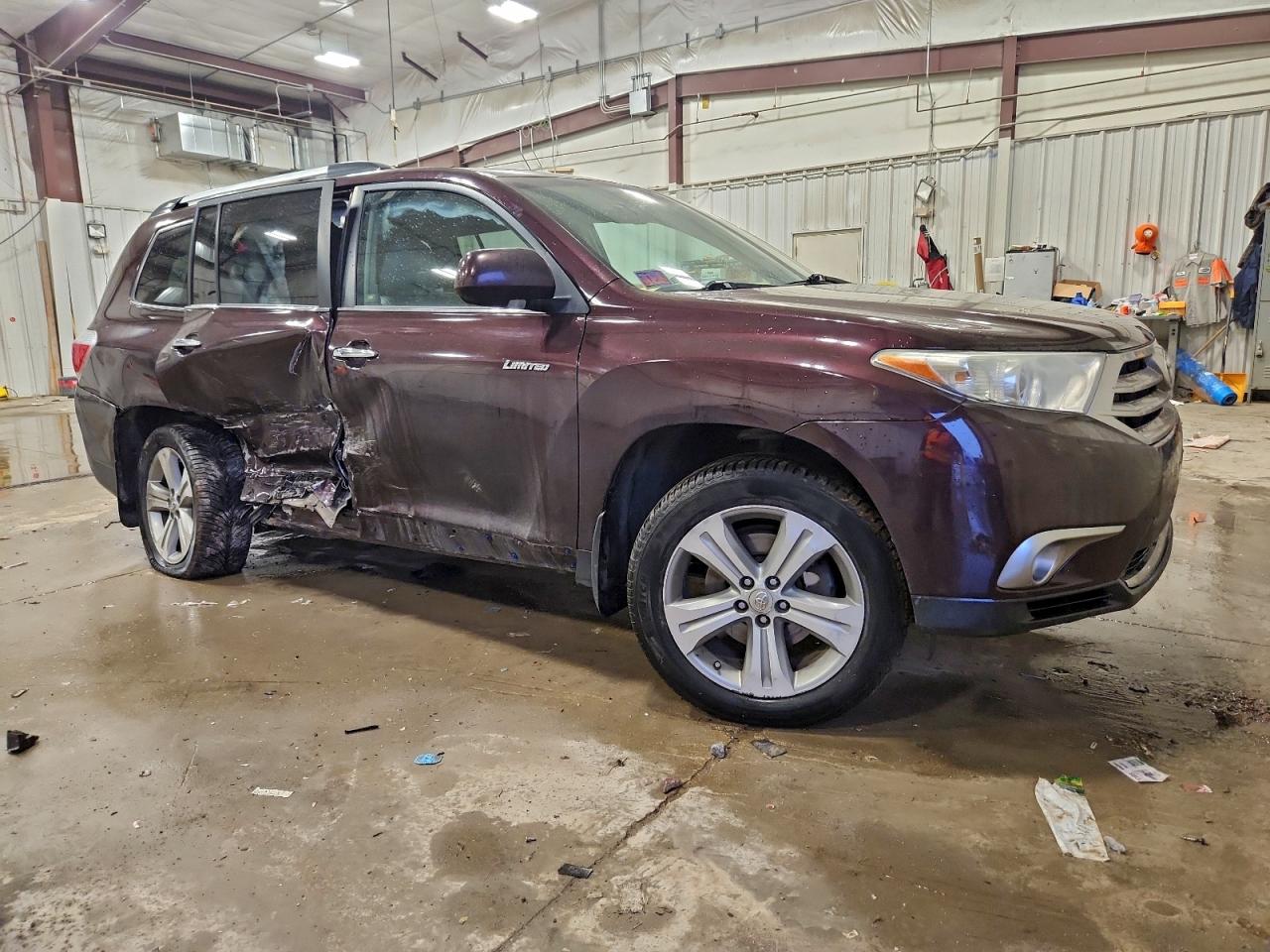 2013 TOYOTA HIGHLANDER LIMITED photo 4