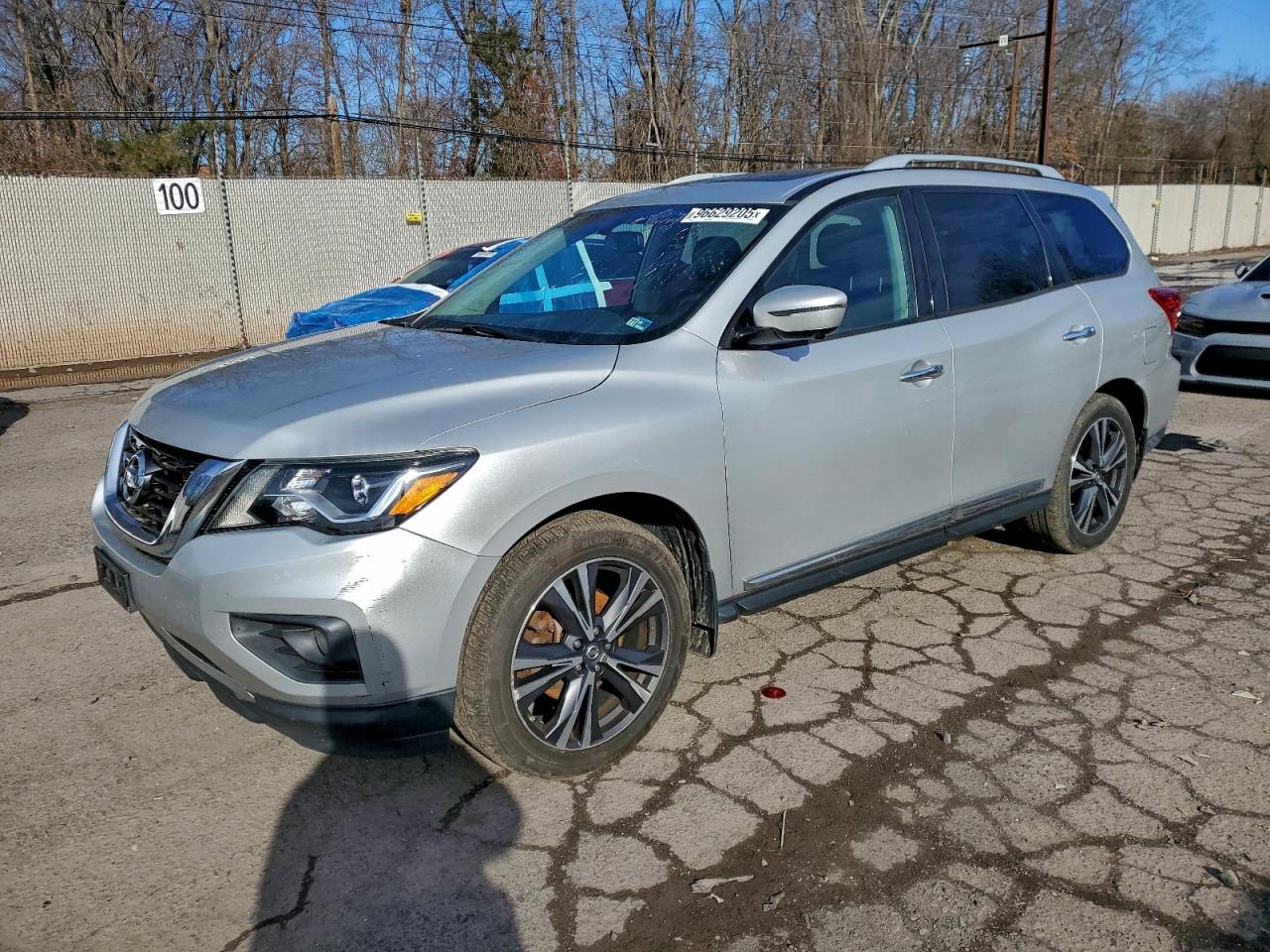 2017 NISSAN PATHFINDER