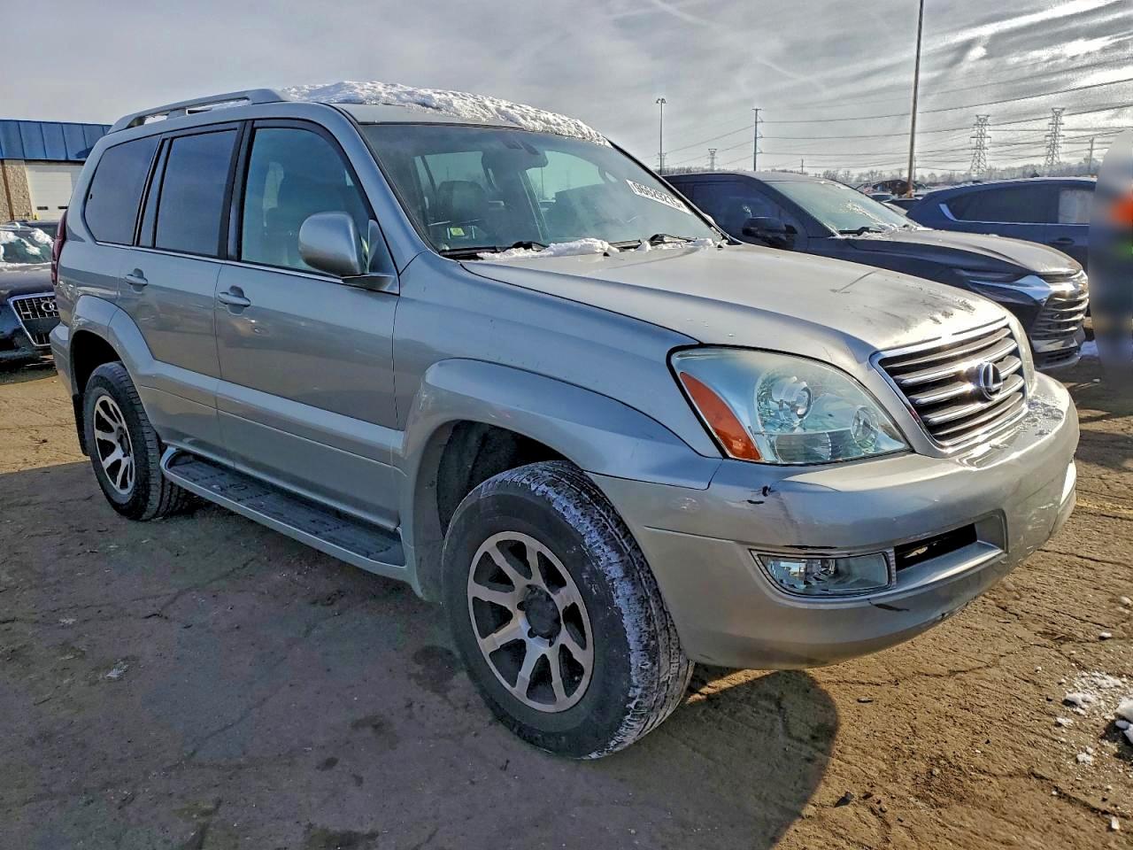 2004 LEXUS GX 470 photo 4