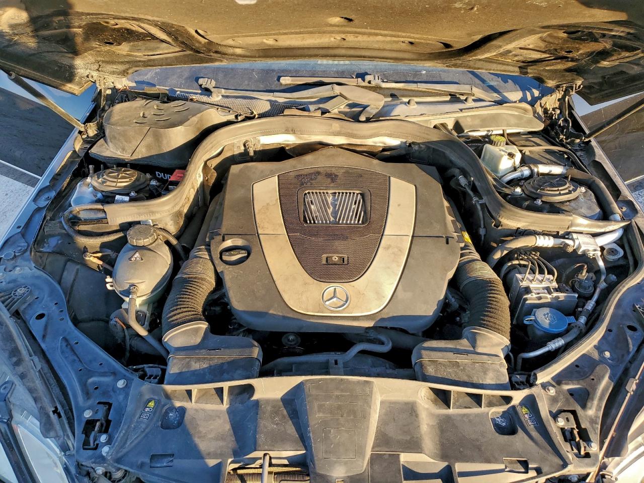2010 MERCEDES-BENZ E 350 photo 21