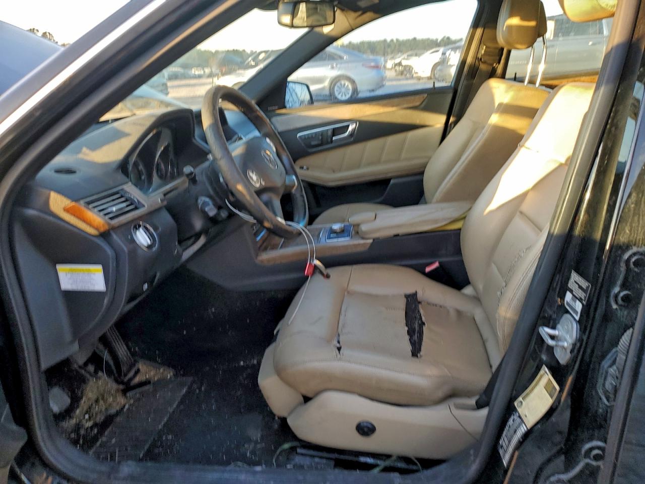 2010 MERCEDES-BENZ E 350 photo 13