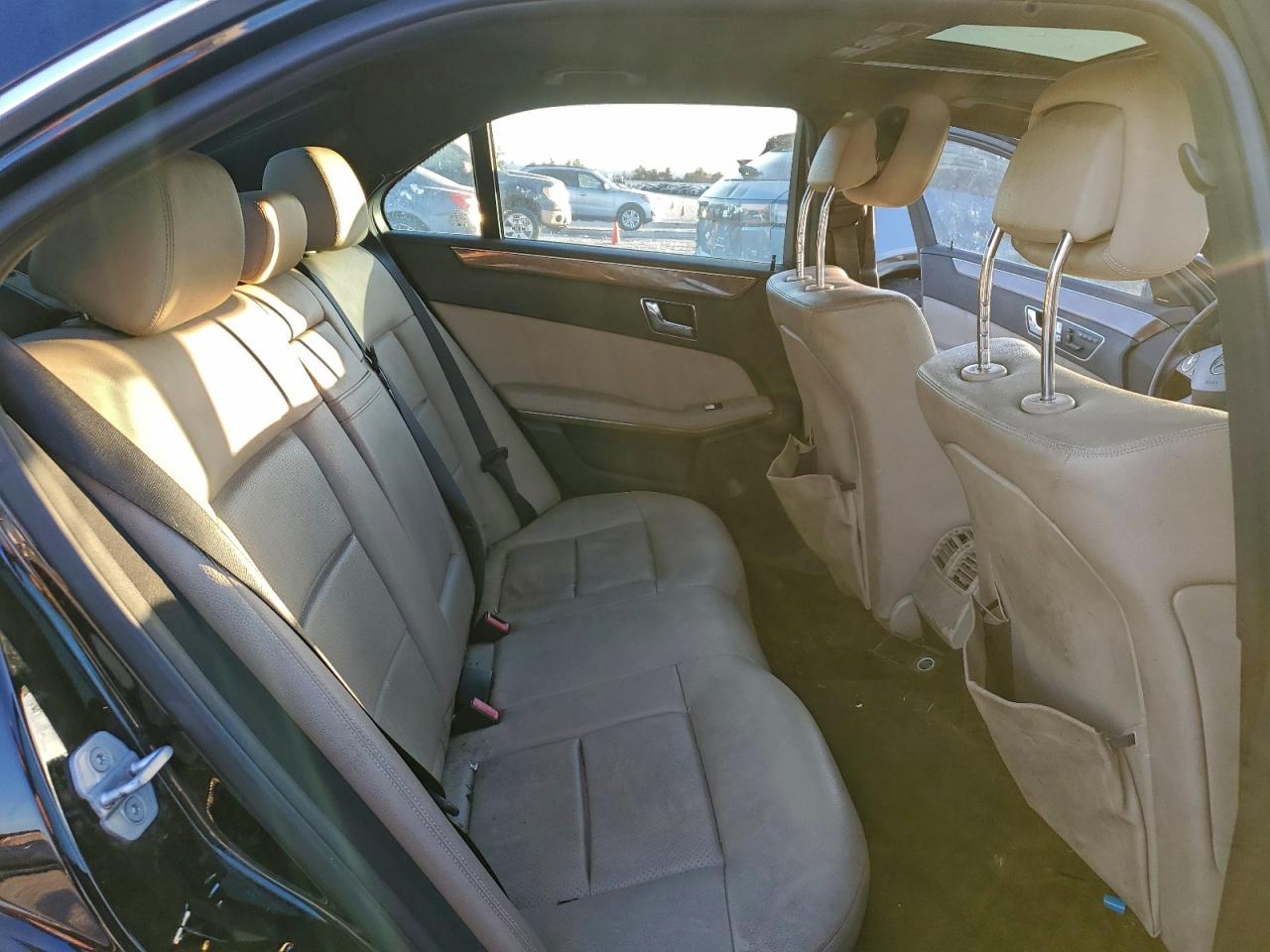 2010 MERCEDES-BENZ E 350 photo 19