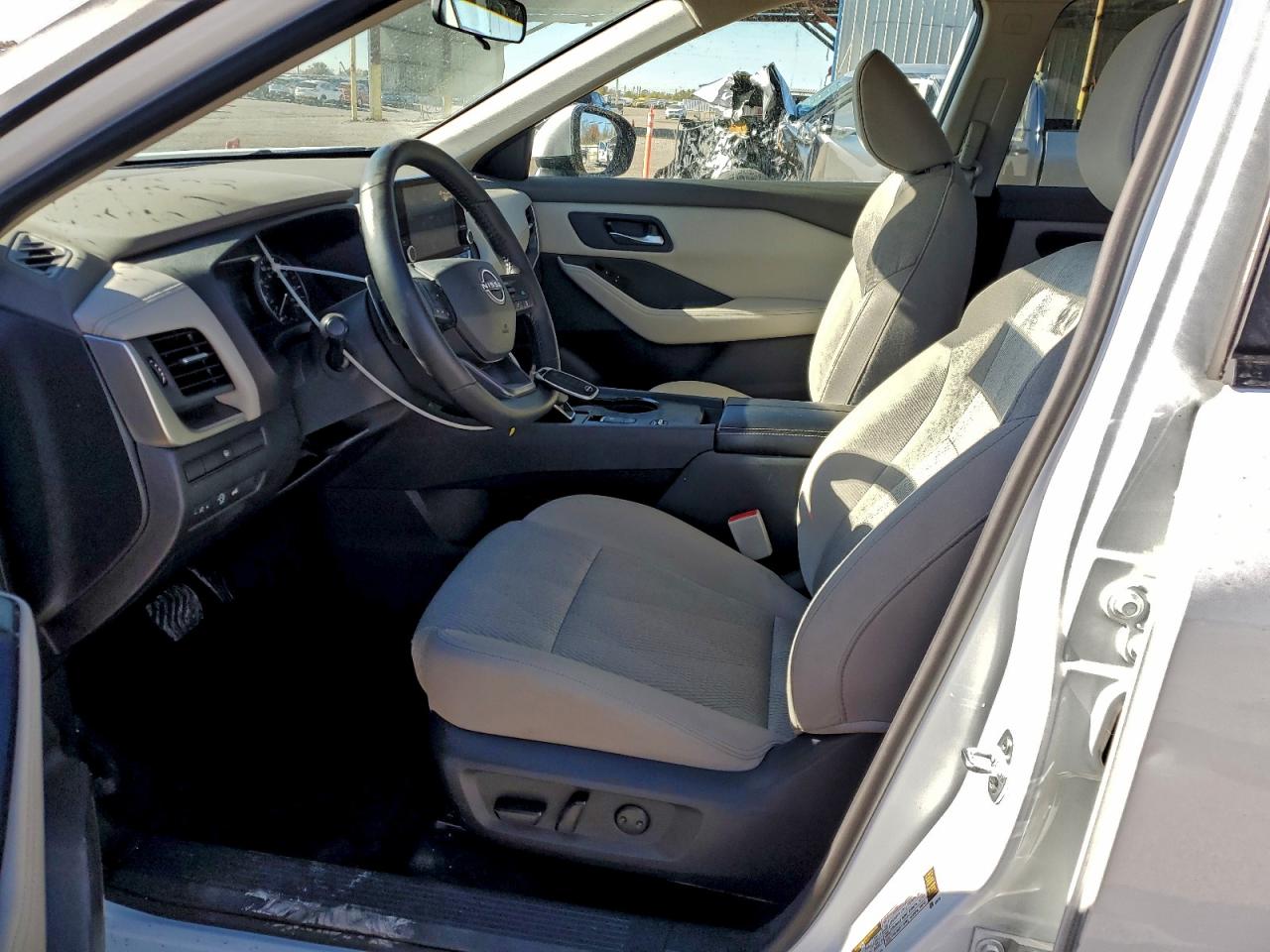 2025 NISSAN ROGUE SV photo 7