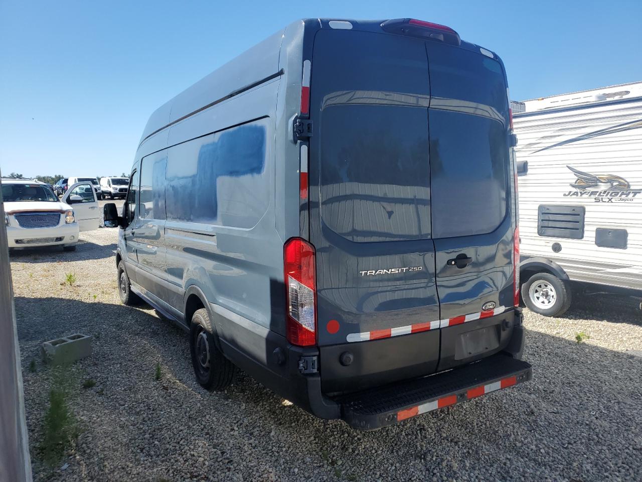 2020 FORD TRANSIT T-250 photo 2