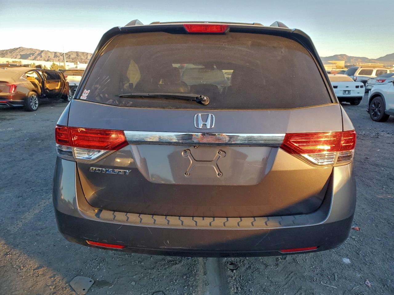 2016 HONDA ODYSSEY EXL photo 6