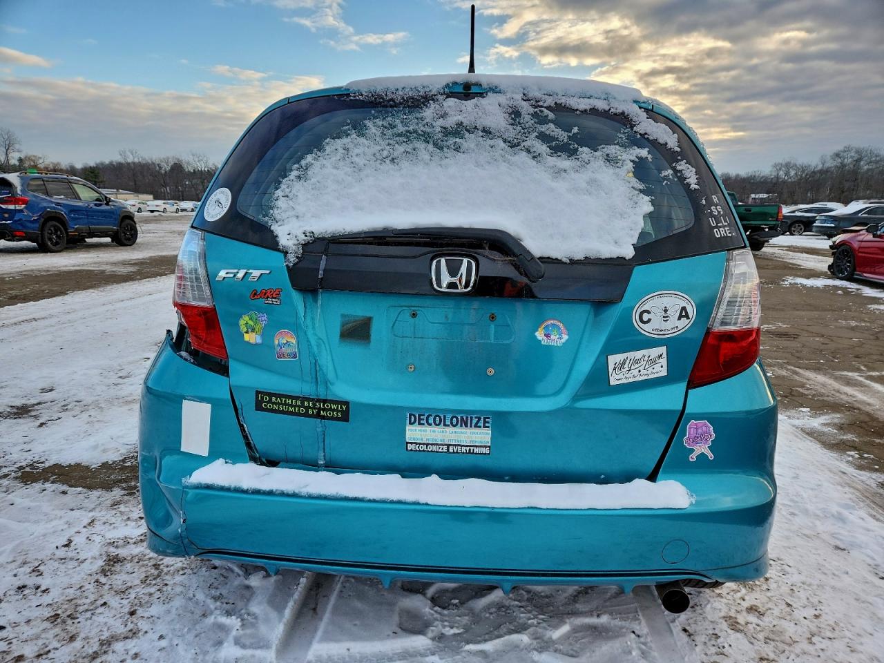 2013 HONDA FIT photo 6