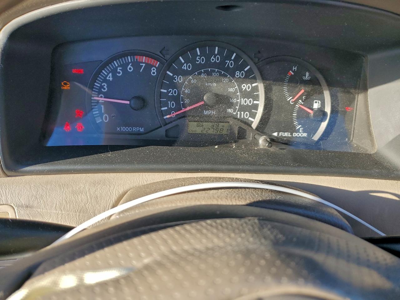 2003 TOYOTA COROLLA CE photo 9