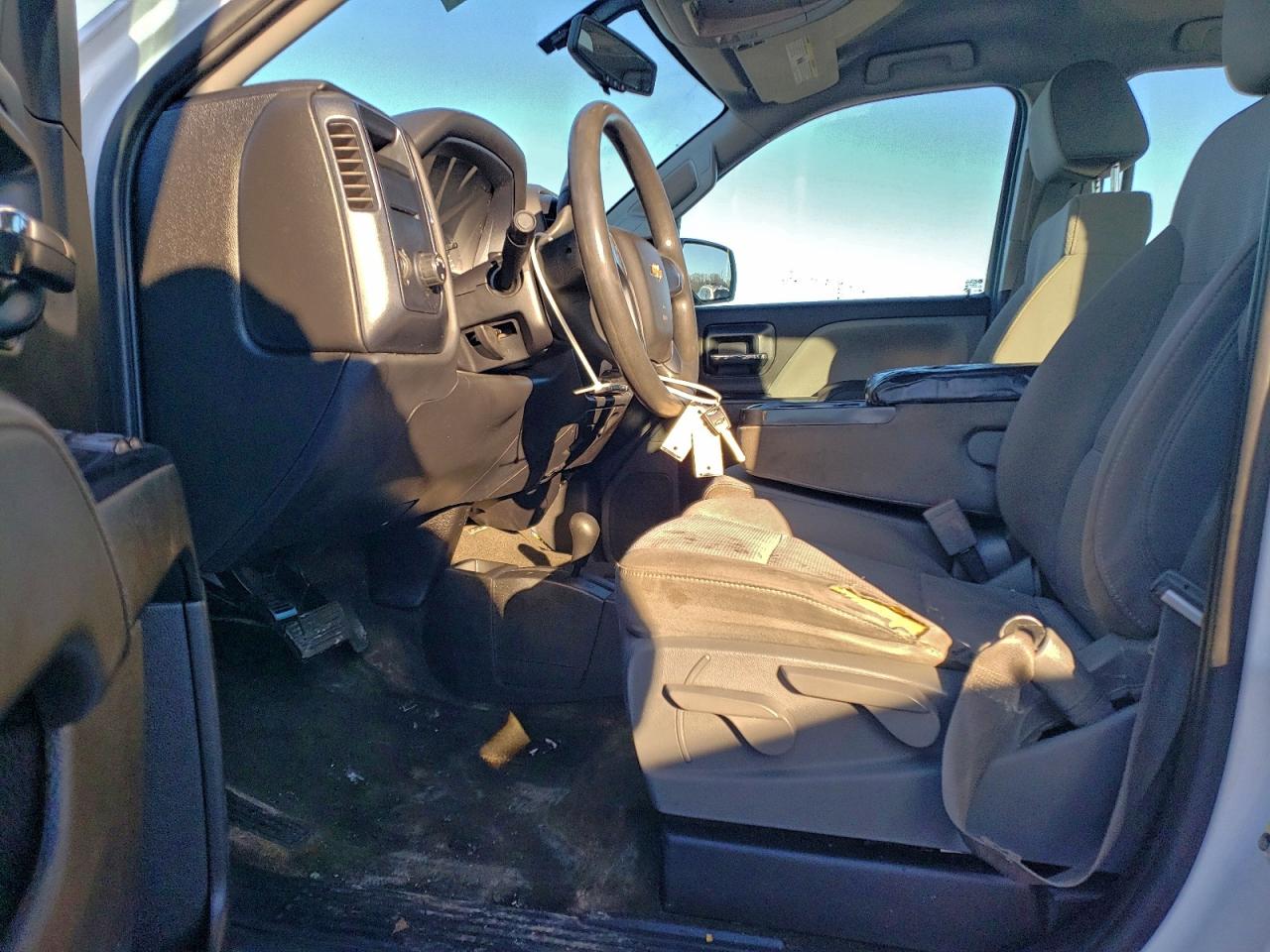 2015 CHEVROLET SILVERADO K1500 photo 7