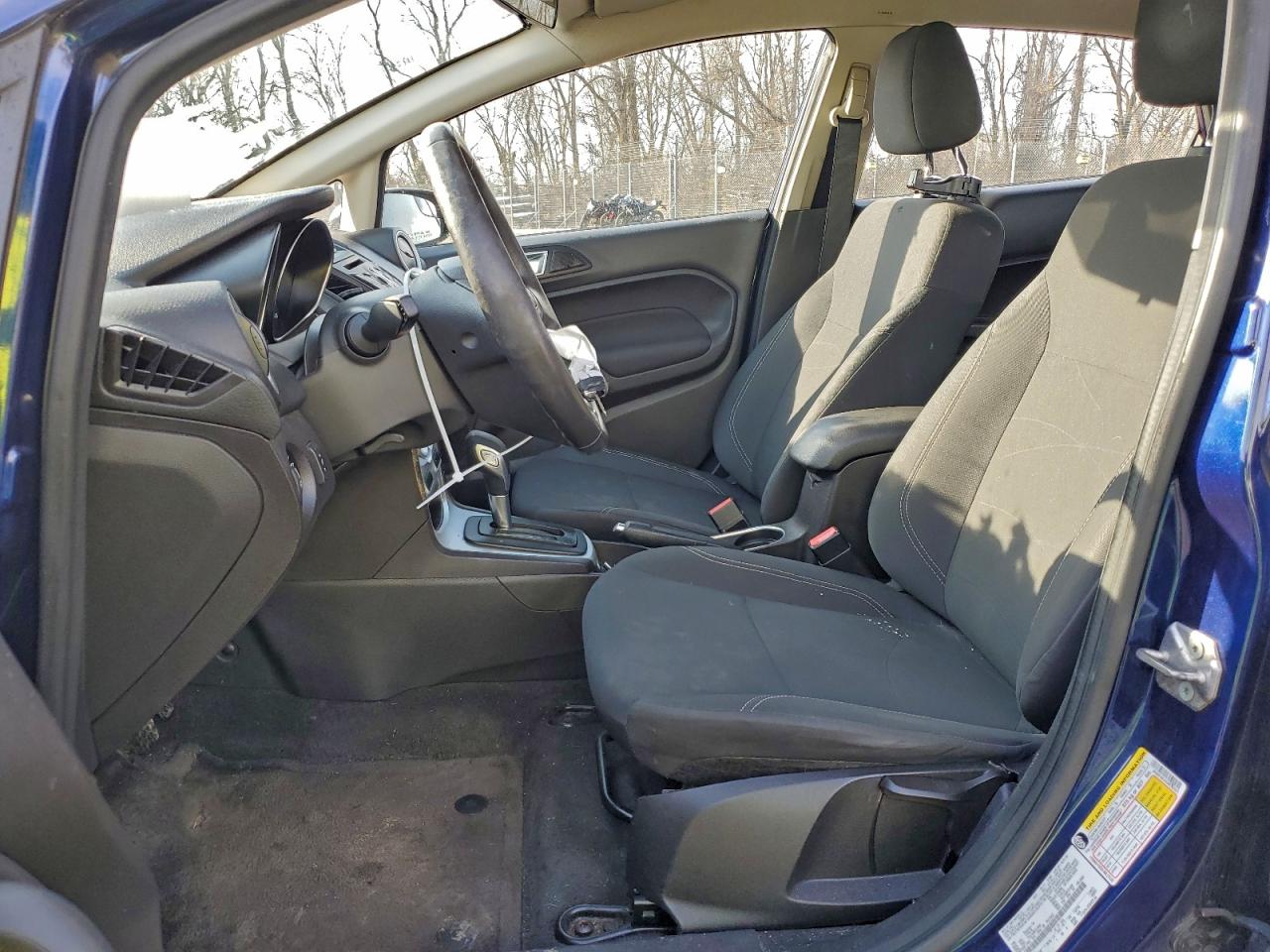 2016 FORD FIESTA SE photo 7