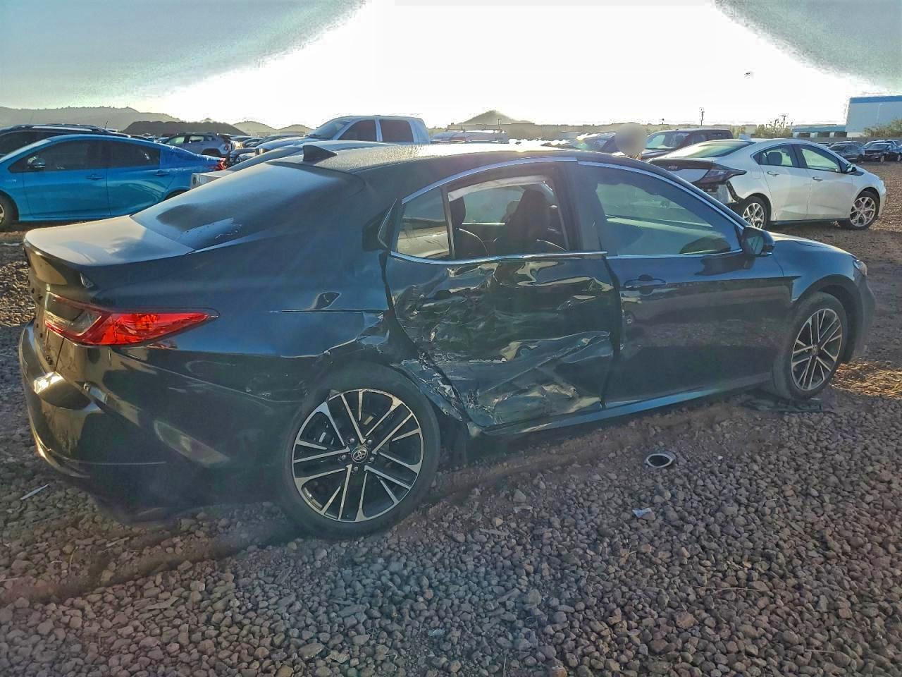 2025 TOYOTA CAMRY XSE photo 3