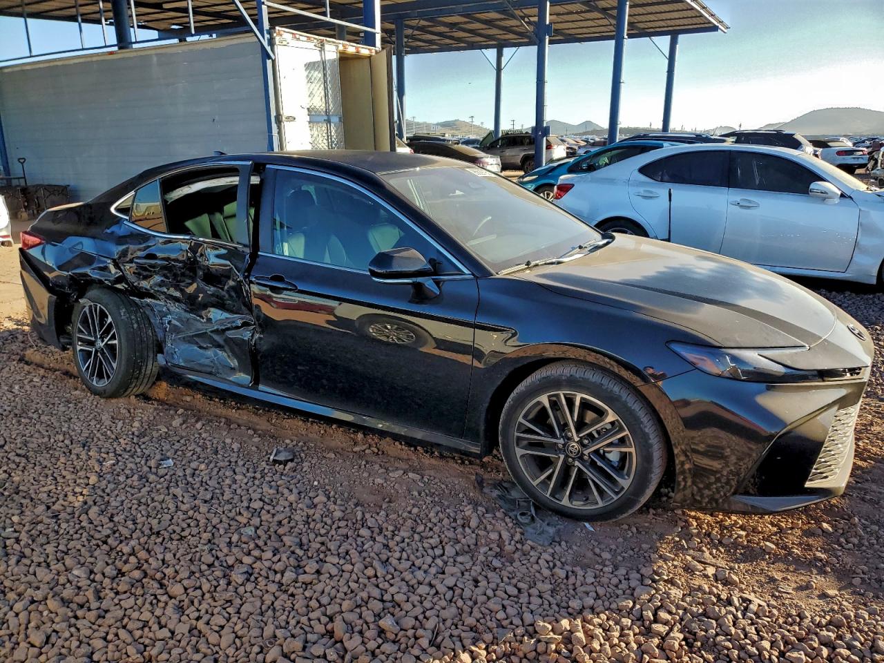 2025 TOYOTA CAMRY XSE photo 4