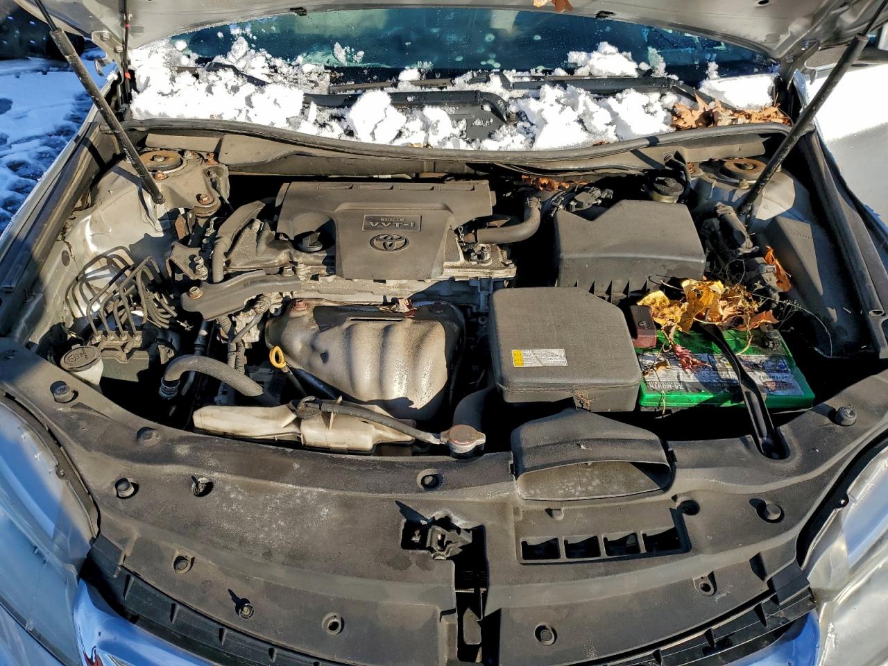 2016 TOYOTA CAMRY LE photo 11