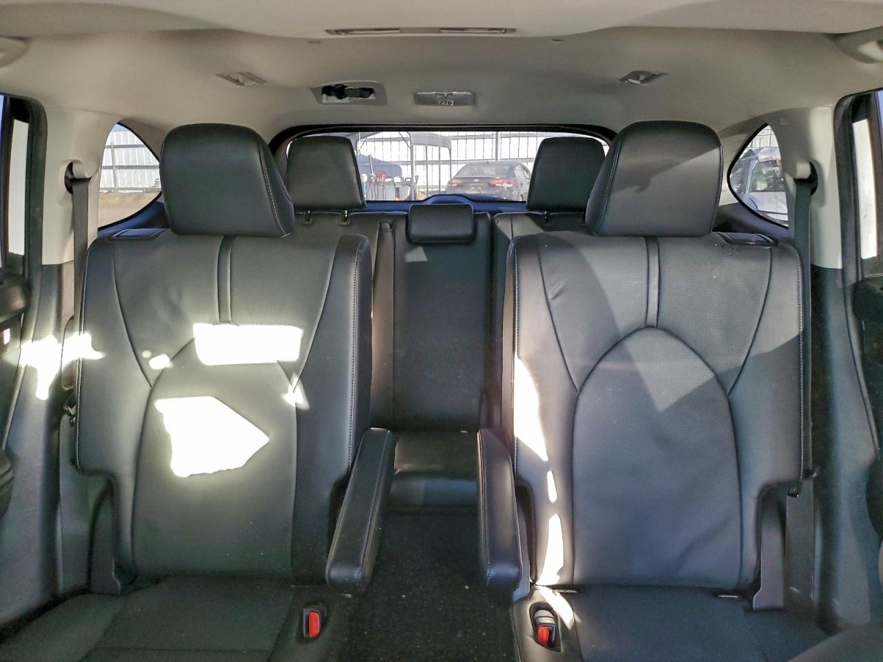 2024 TOYOTA HIGHLANDER LE photo 10