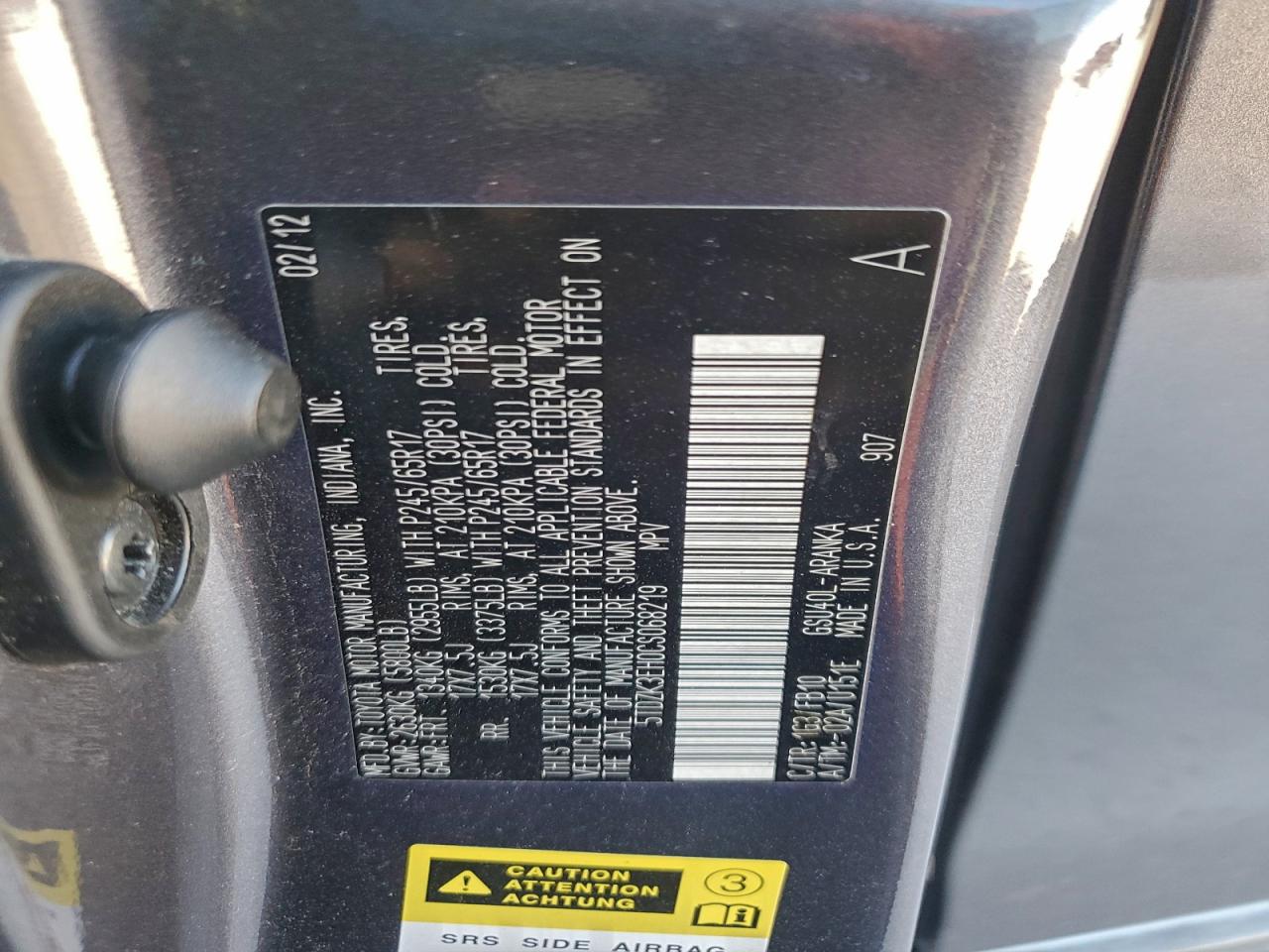 2012 TOYOTA HIGHLANDER BASE photo 14