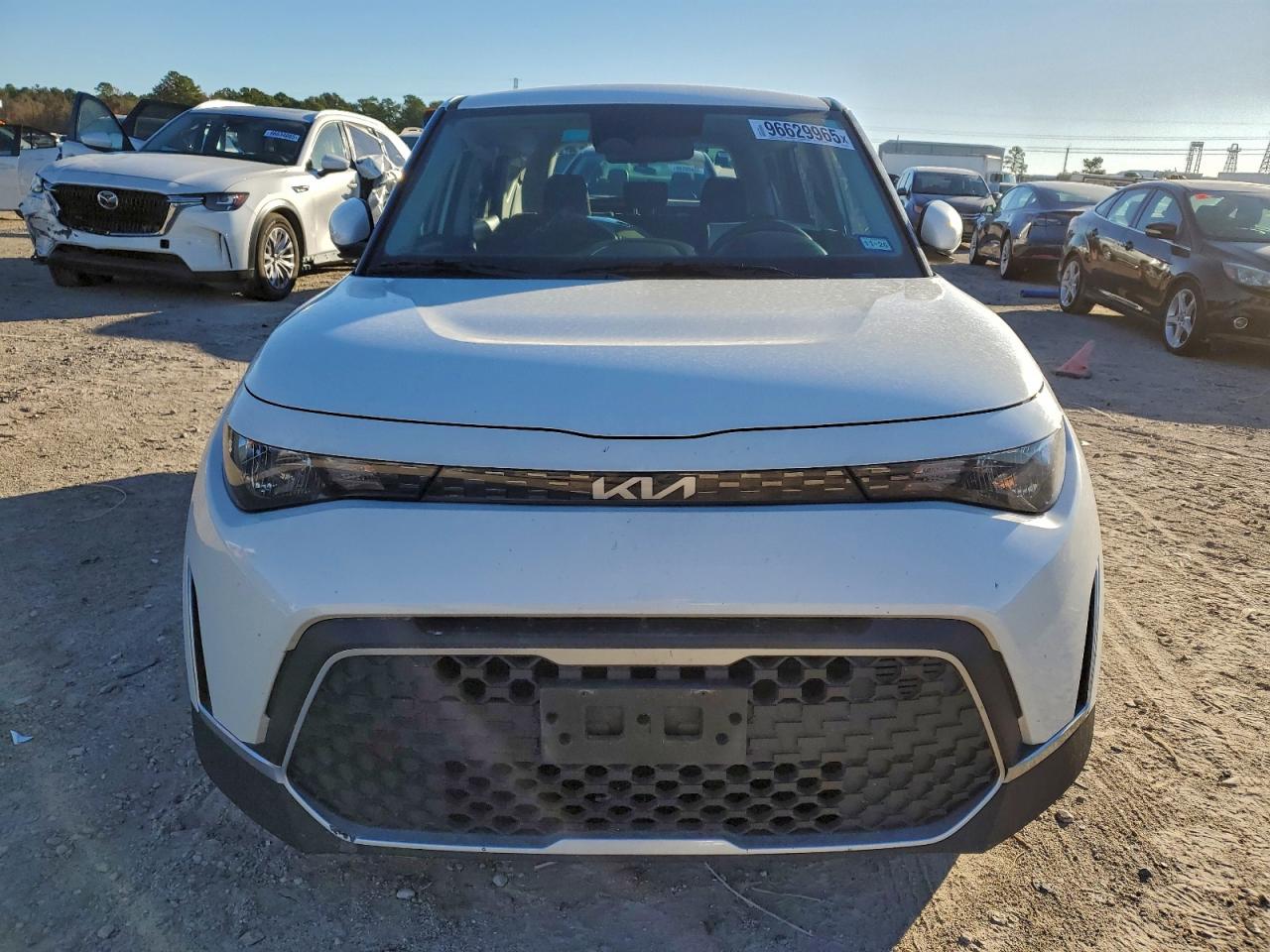 2025 KIA SOUL LX photo 5