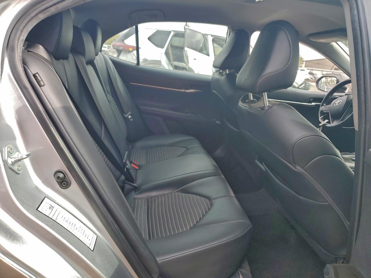 2022 TOYOTA CAMRY SE photo 10